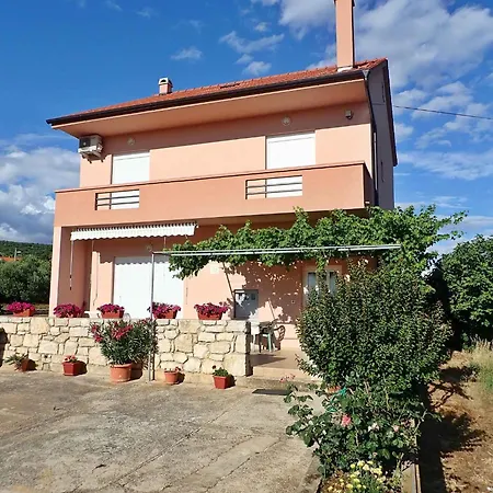 アパート In 37105 *