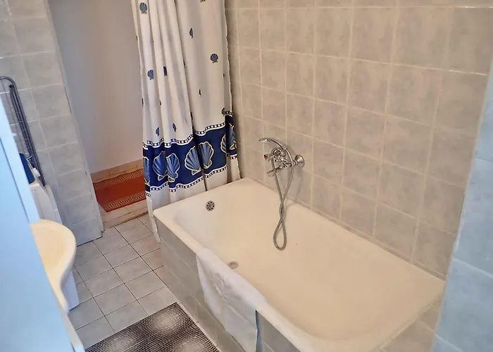 In 37105 Lejlighed Posedarje