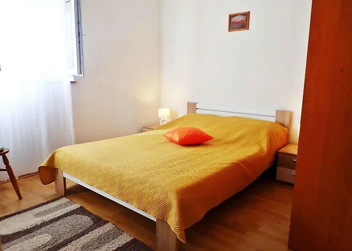 Апартаменты In 37105 *