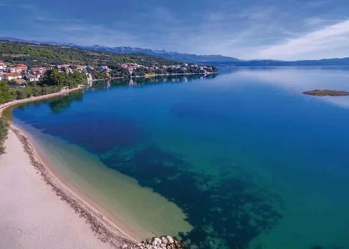 In 37105 Апартаменты *